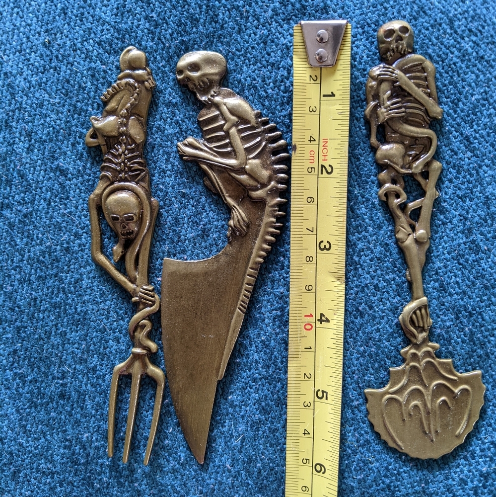 Decorative Skeletal Dining Set of 3 - Picture 2 of 7